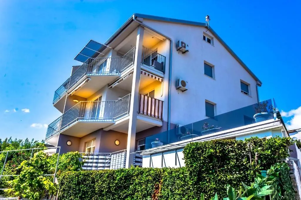 Mia Zona Za Opustanje Apartment Novi Vinodolski Croatia