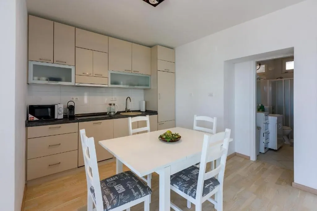 Mia Zona Za Opustanje Apartment Novi Vinodolski Croatia